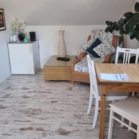 Gemuetliche Zimmer Im Einfamilienhaus Kolonia Zewnętrze zdjęcie